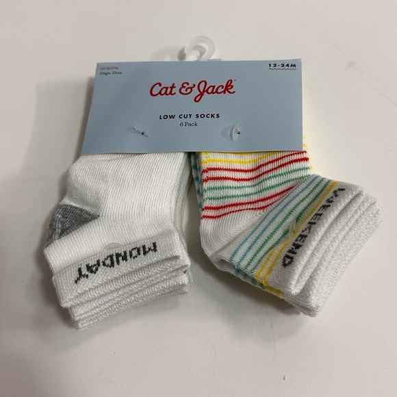 Cat & Jack Other - 🧦 NWT Cat & Jack 6pk Kids Low-Cut Socks - Weekdays (6-12 Months) 🧦